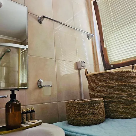 7 And 2 Quietly And Peaceful Place To Relax *