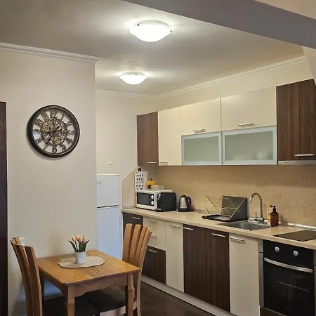 Apartman 7 And 2 Quietly And Peaceful Place To Relax Szozopol