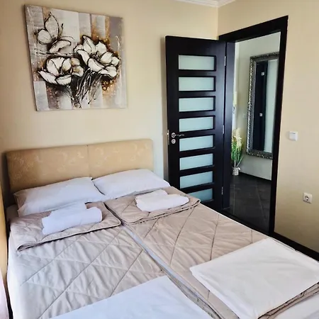 7, 2 And 10 Quietly And Peaceful Place To Relax Apartmán