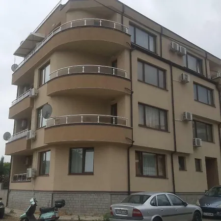 Апартаменты 7 And 2 Quietly And Peaceful Place To Relax